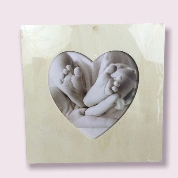 Picture Frame Square Heart Shaped Faux Wood - Picture 1 of 3